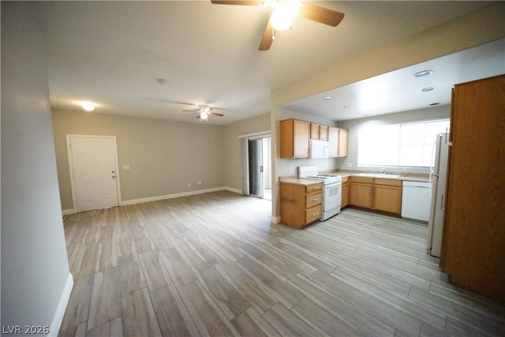 9330 W Maule Avenue - Photo 9