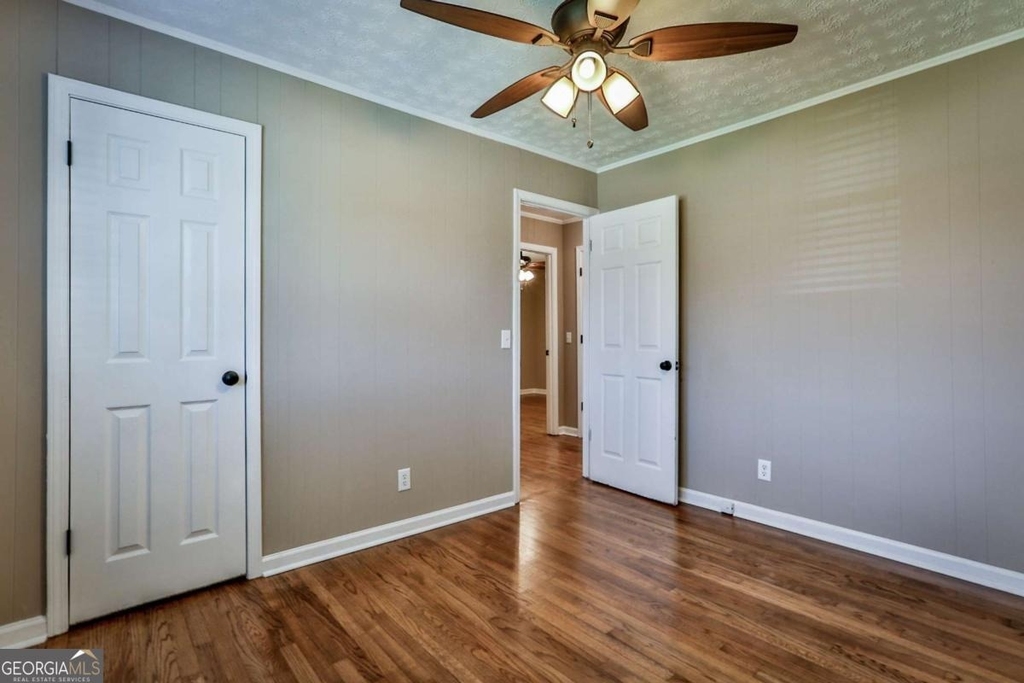 680 North Avenue - Photo 18