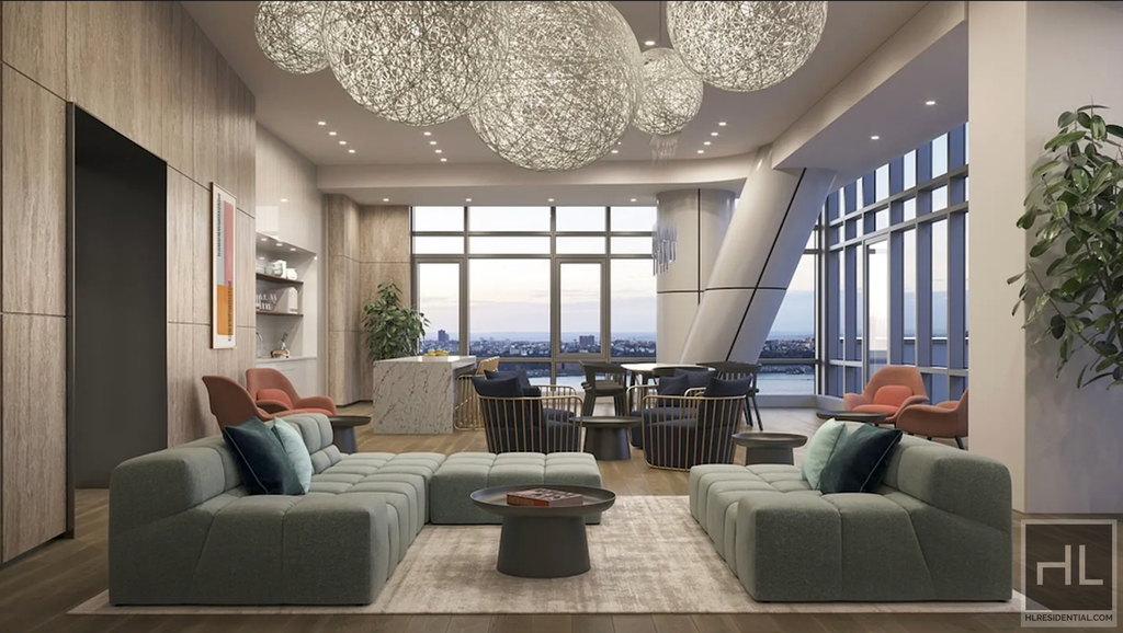 West 38th Street - Photo 8