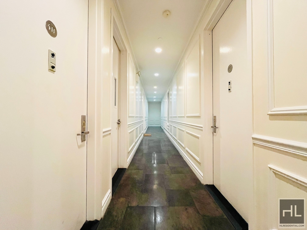 East 13th Street - Photo 8