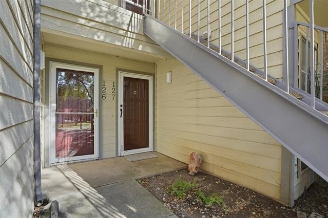 2535 Wedglea Drive - Photo 3