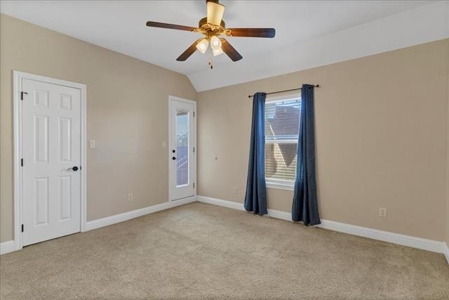 3300 Fountain Way - Photo 30