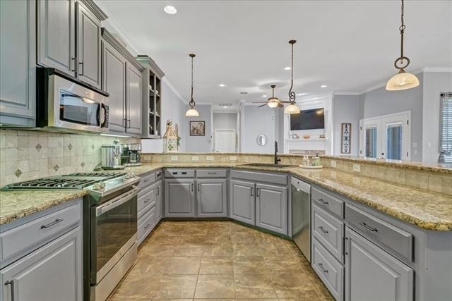 3300 Fountain Way - Photo 9