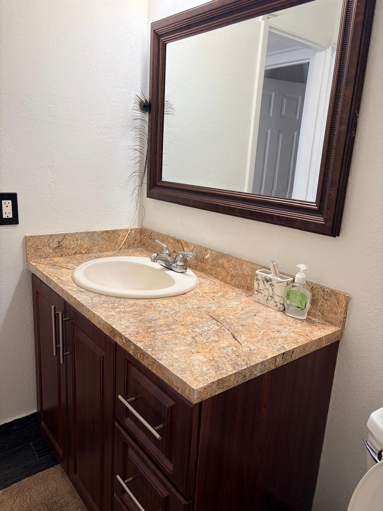 1641 Fairway Road - Photo 7