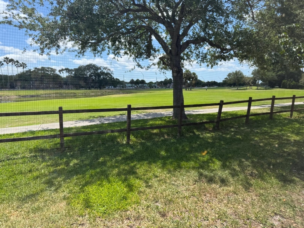 1641 Fairway Road - Photo 25