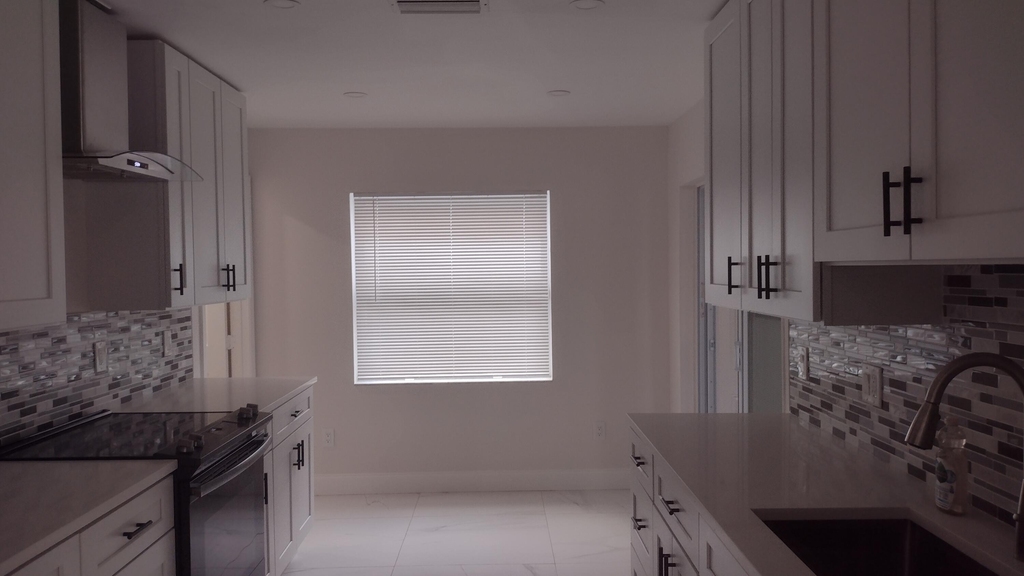 22682 Sw 65th Circle - Photo 1