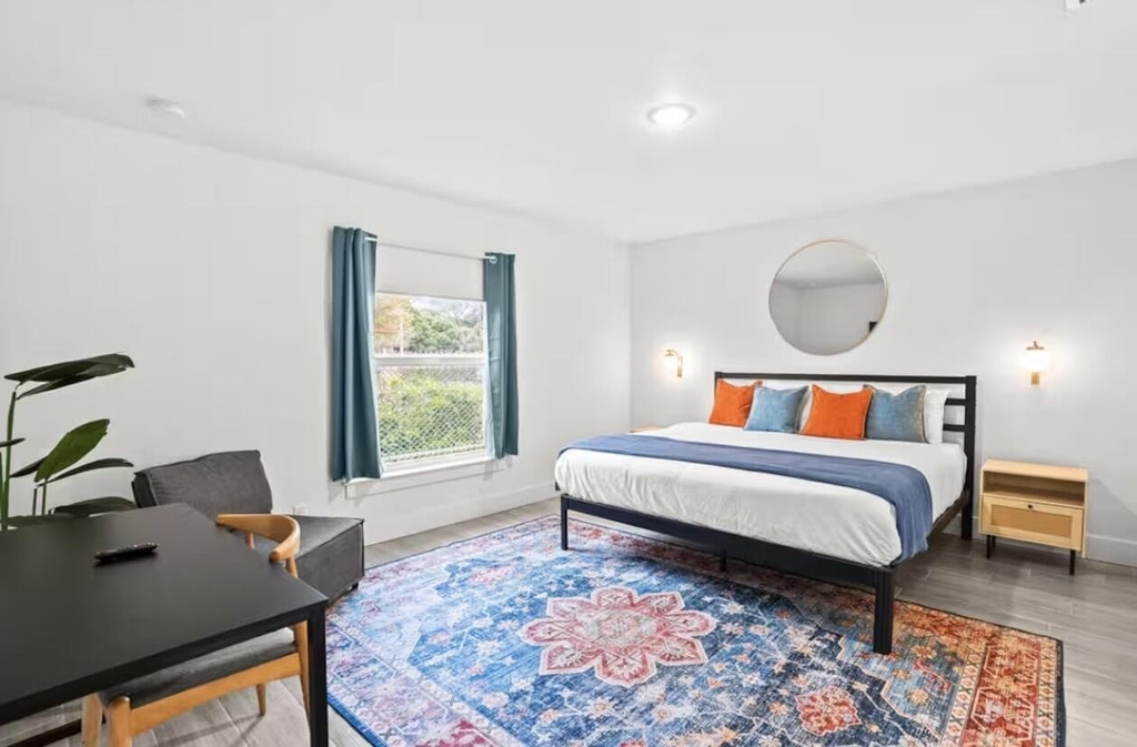 565 Lilac Court - Photo 10