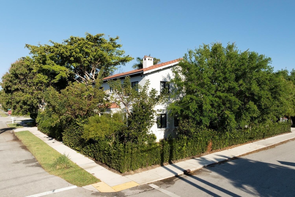 1629 S Lakeside Drive - Photo 32