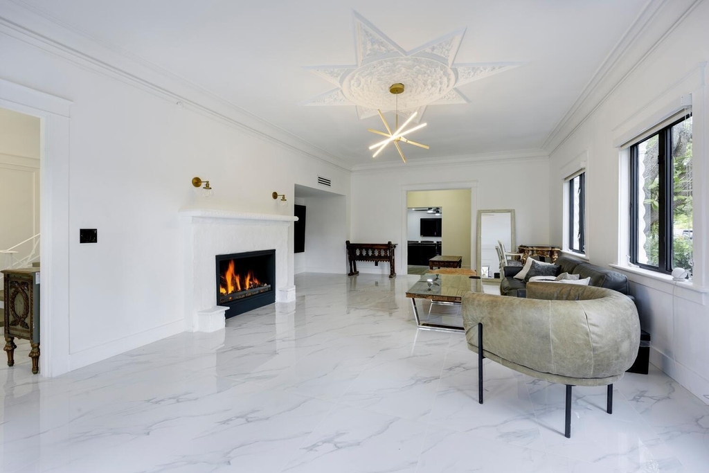 1629 S Lakeside Drive - Photo 8