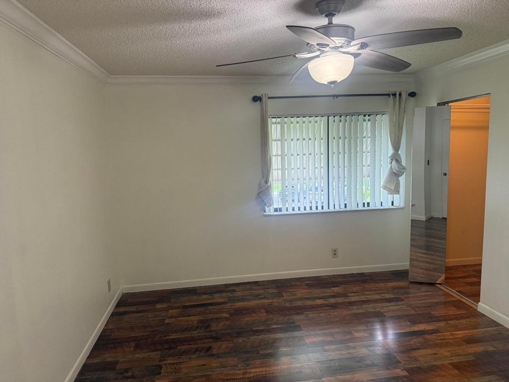 211 Pine Hov Circle - Photo 9