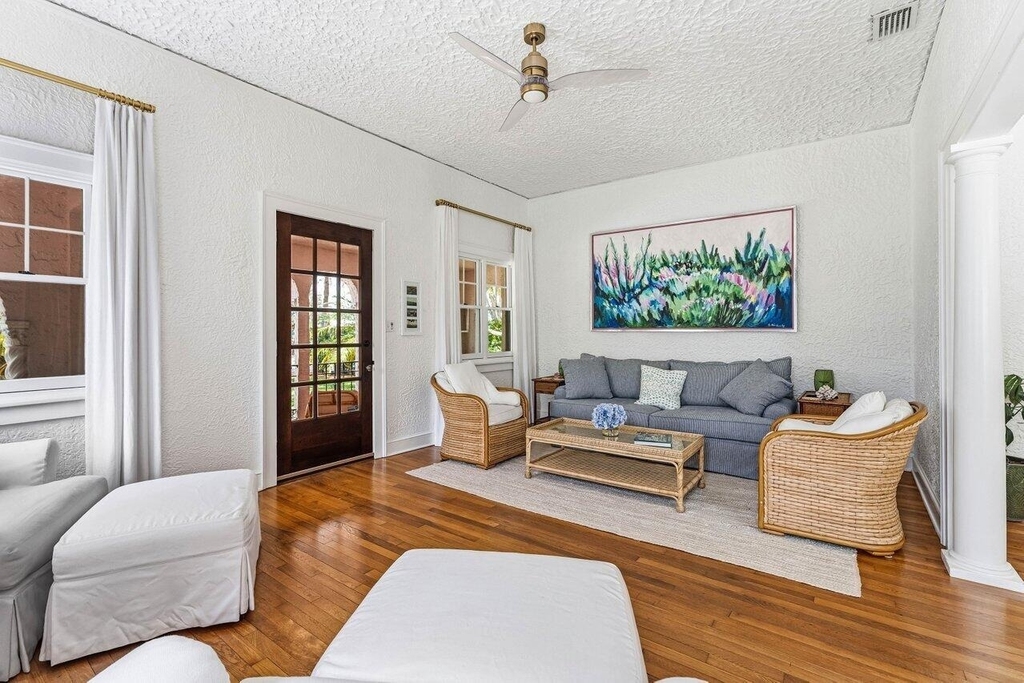 217 Se Coconut Avenue - Photo 10