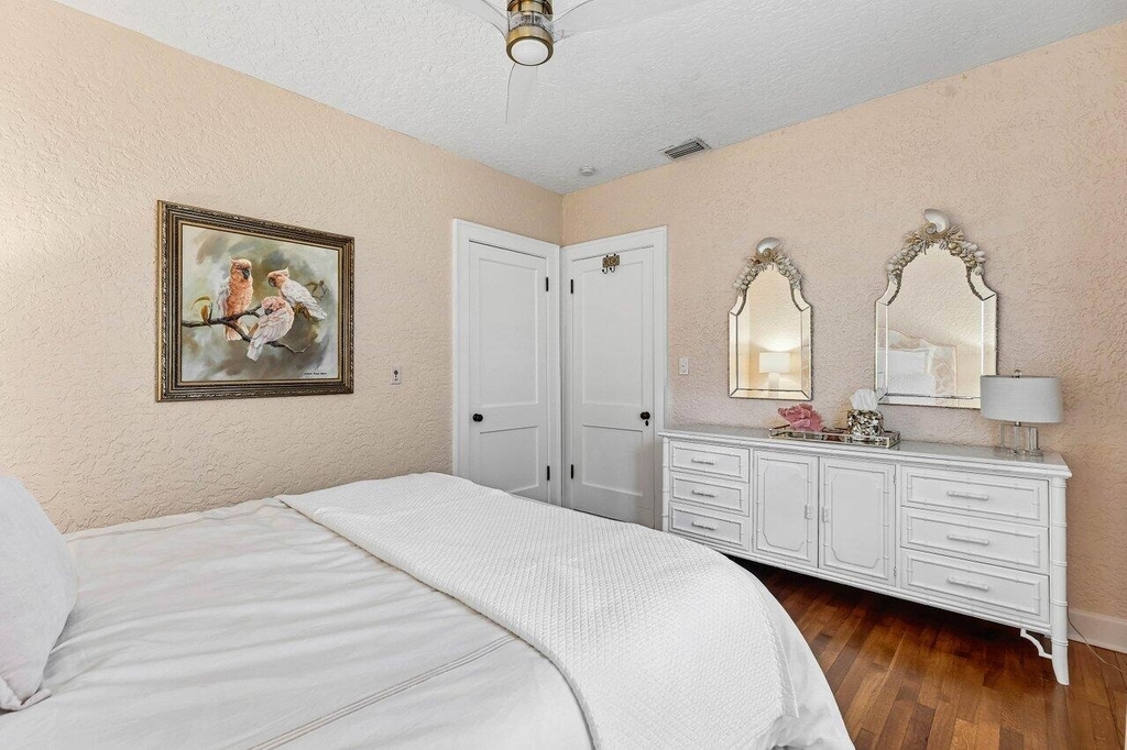 217 Se Coconut Avenue - Photo 24