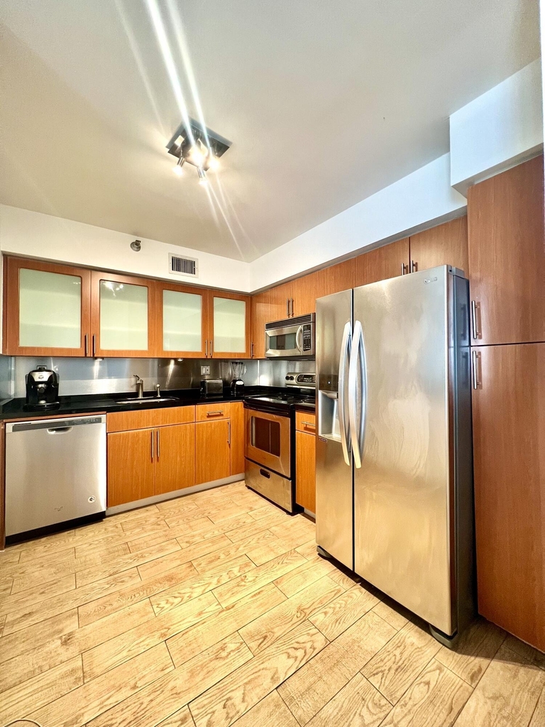 3400 Ne 192nd Street - Photo 1