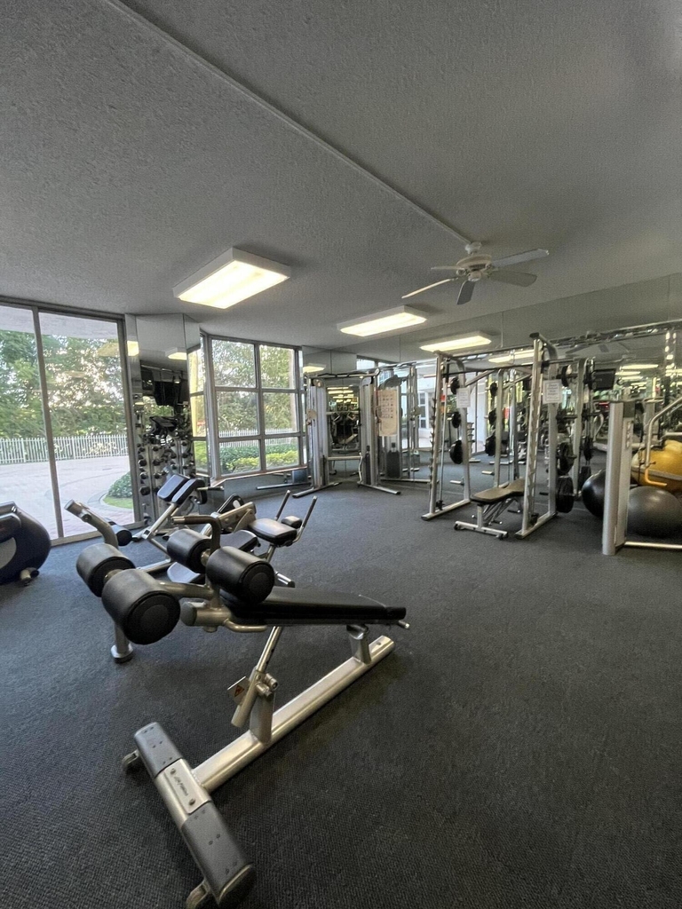 3400 Ne 192nd Street - Photo 15
