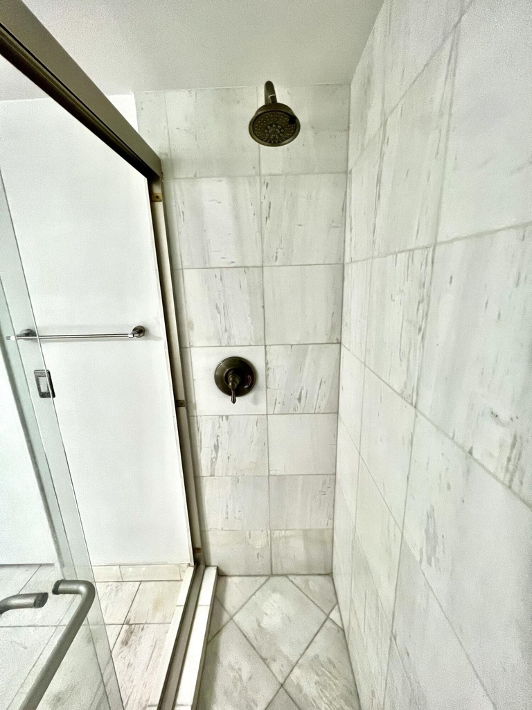 3400 Ne 192nd Street - Photo 9