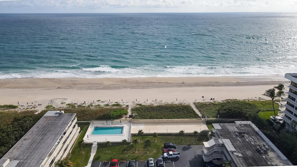 2565 S Ocean Boulevard - Photo 2
