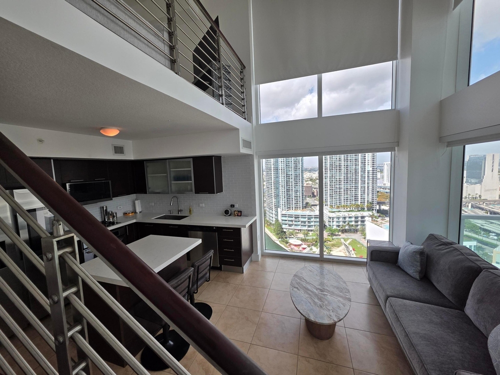 41 Se 5th Street - Photo 1