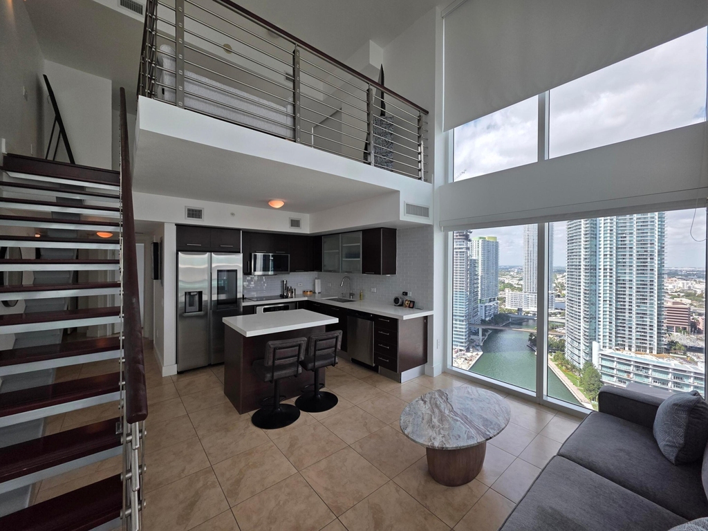 41 Se 5th Street - Photo 0