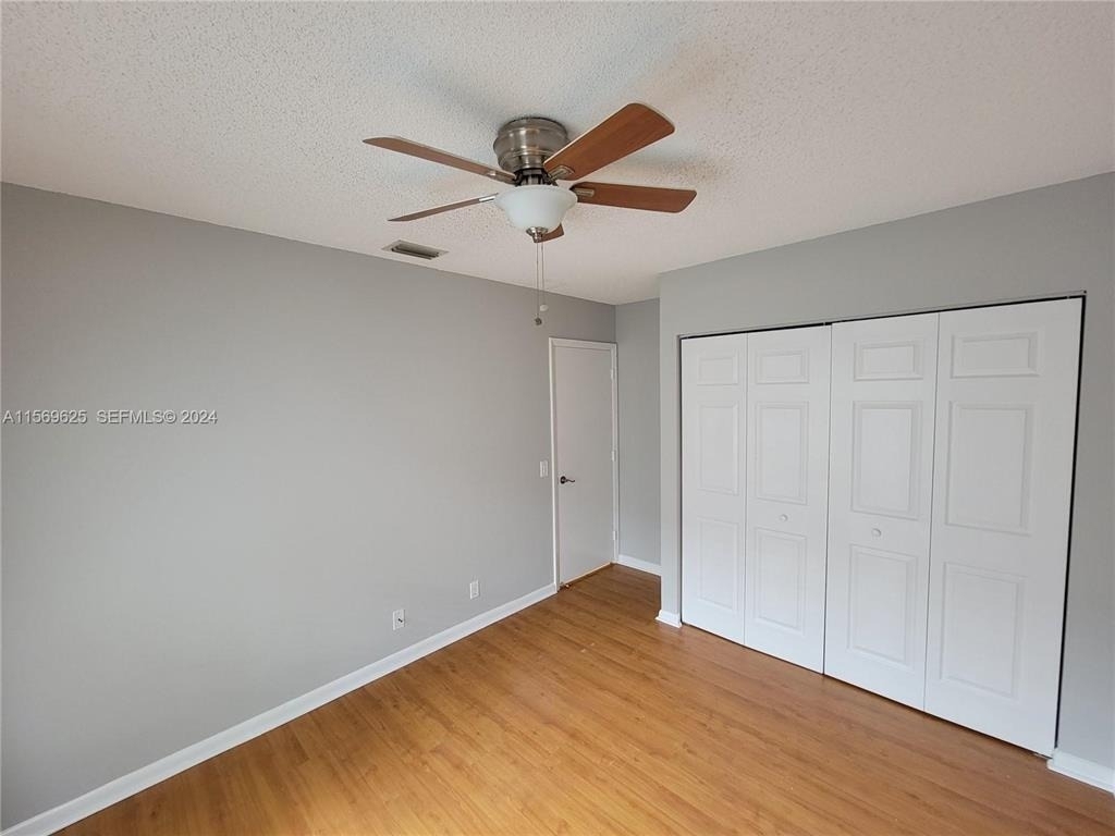 928 Falling Water Road - Photo 25
