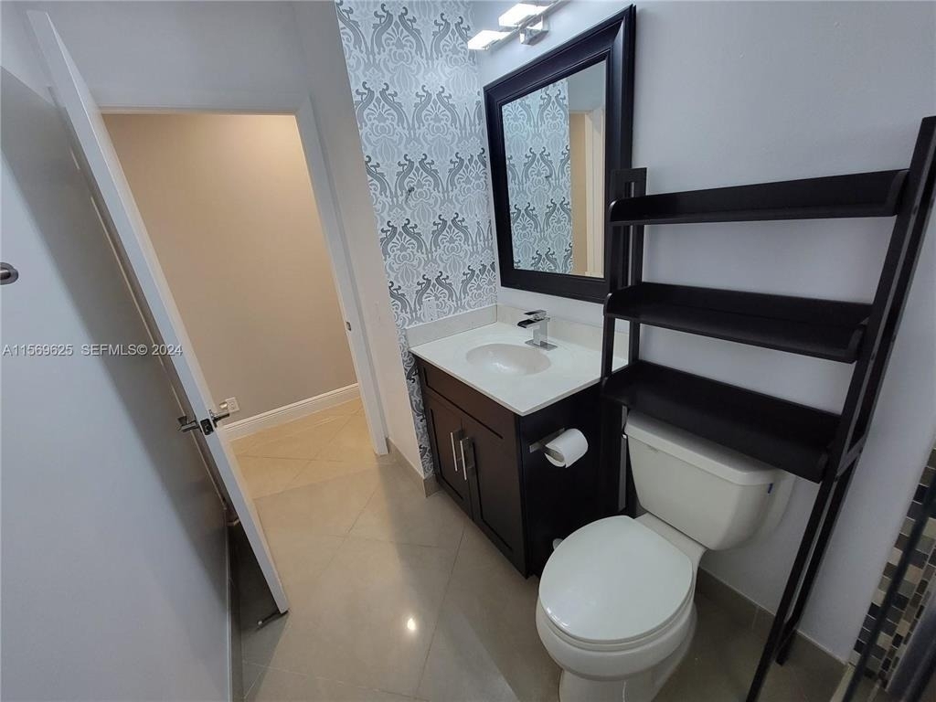 928 Falling Water Road - Photo 20