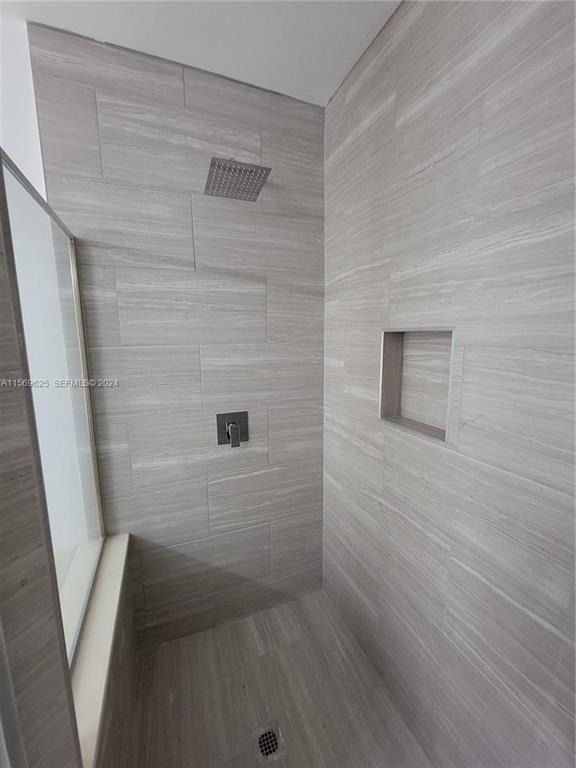 928 Falling Water Road - Photo 15
