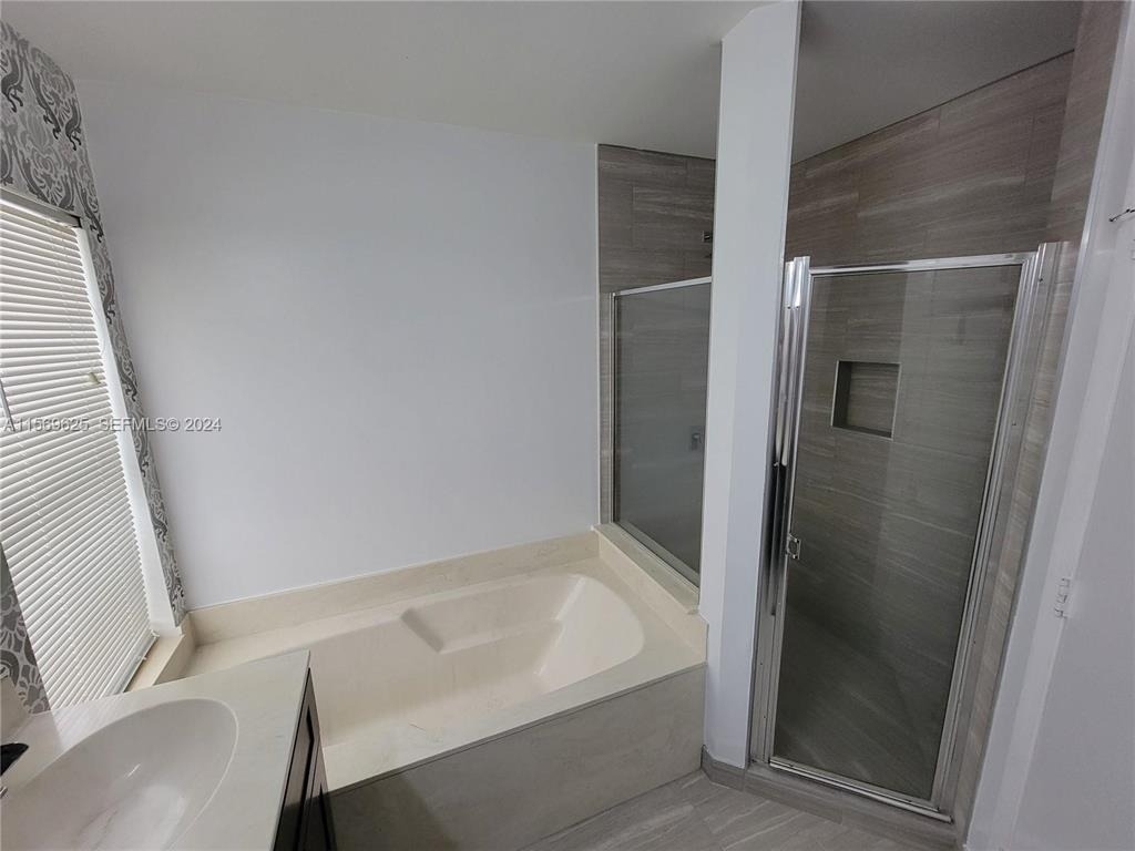 928 Falling Water Road - Photo 14