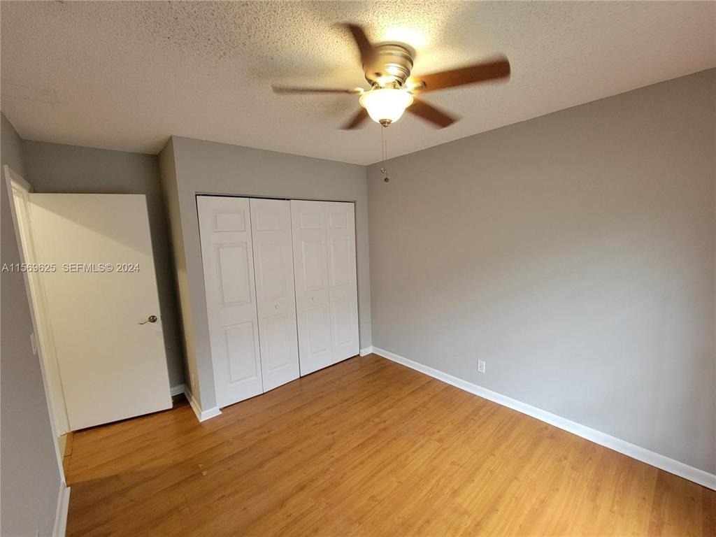 928 Falling Water Road - Photo 24