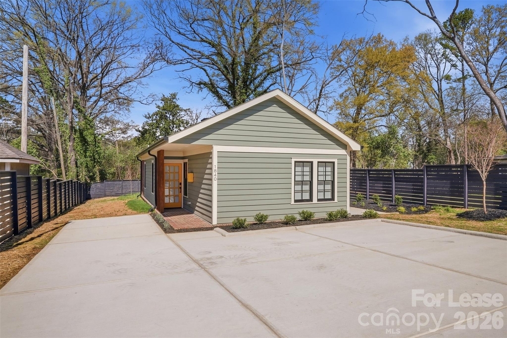 1840 Merriman Avenue - Photo 0
