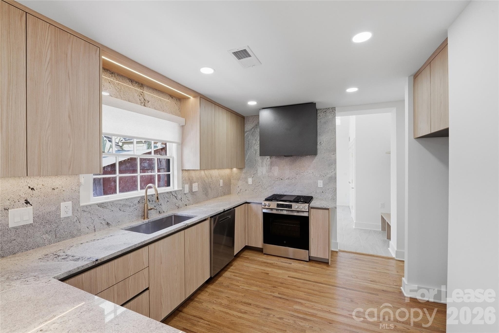 1838 Merriman Avenue - Photo 2