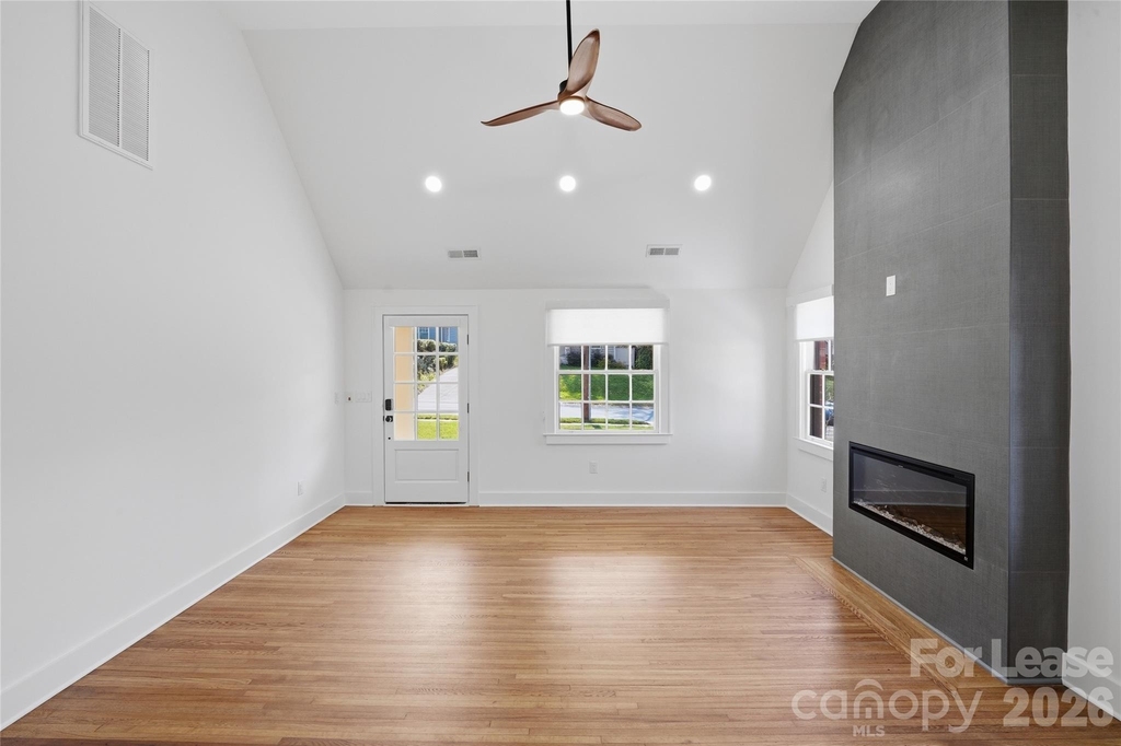 1838 Merriman Avenue - Photo 5