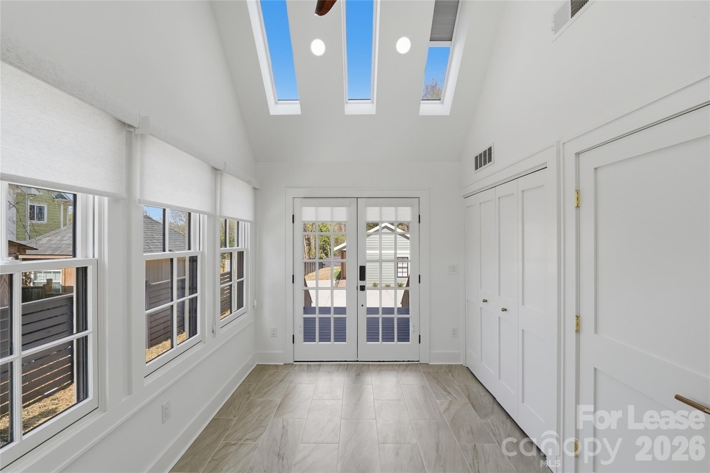 1838 Merriman Avenue - Photo 4