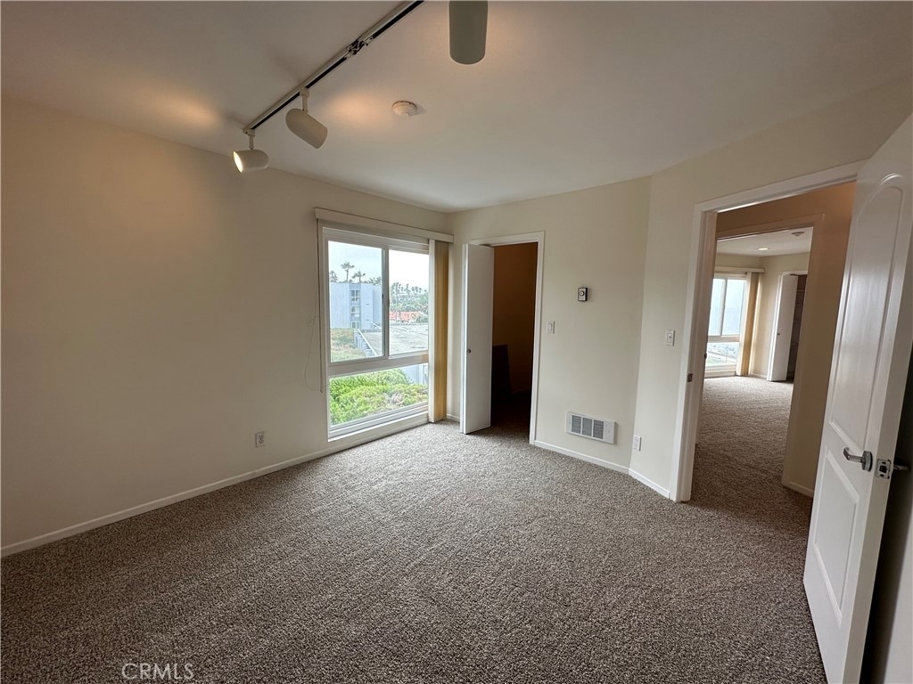 640 The Village - Photo 17