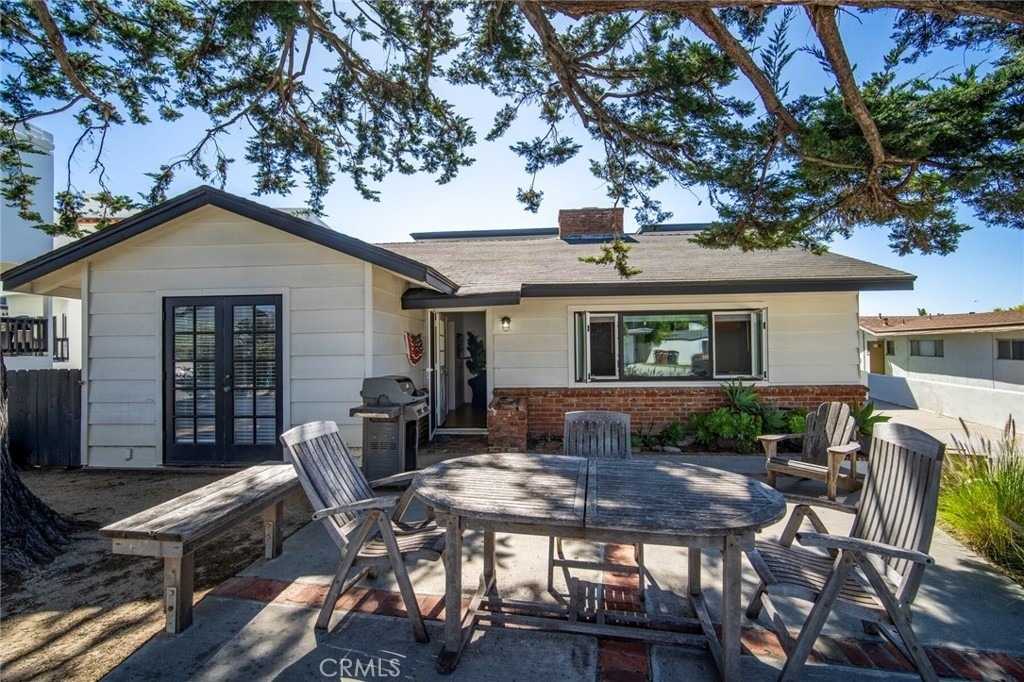 237 Avenida Montalvo - Photo 1