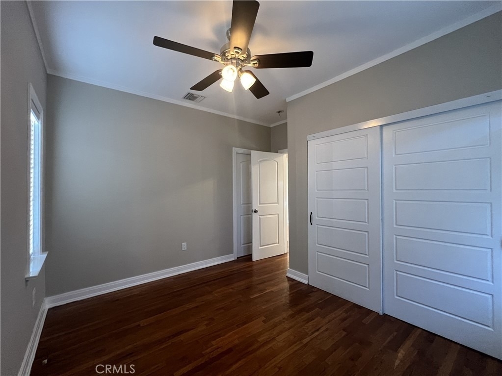 128 N Ivy - Photo 5
