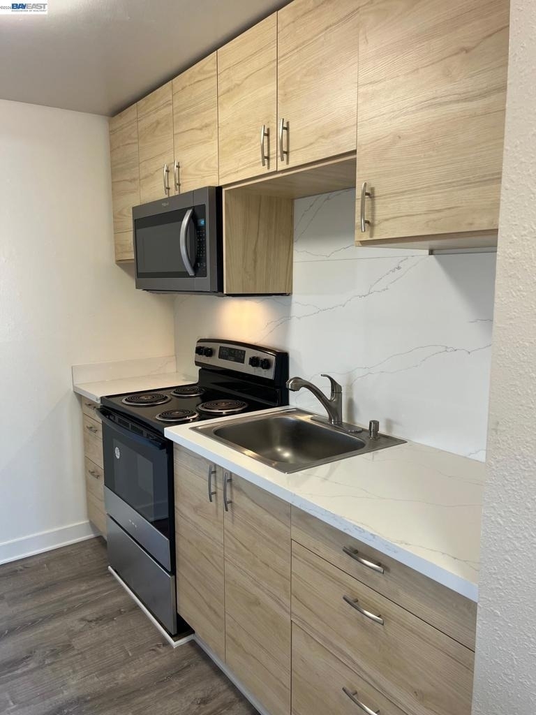 36976 Mulberry St - Photo 4