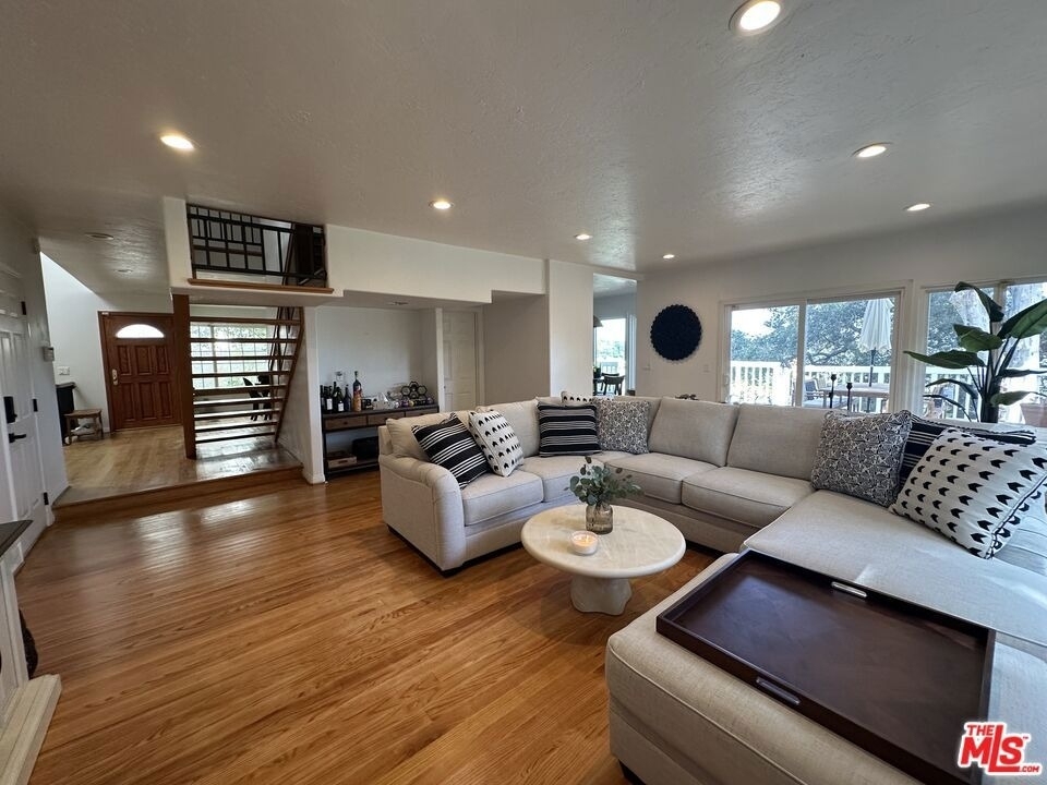 2846 Angelo Drive - Photo 8
