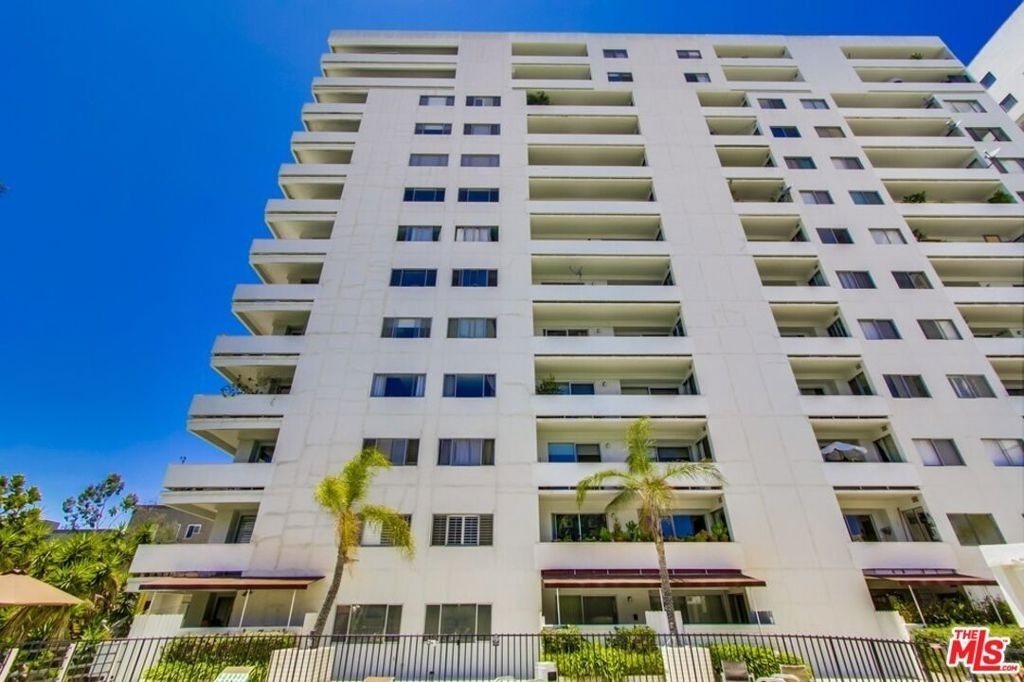 7250 Franklin Avenue - Photo 16