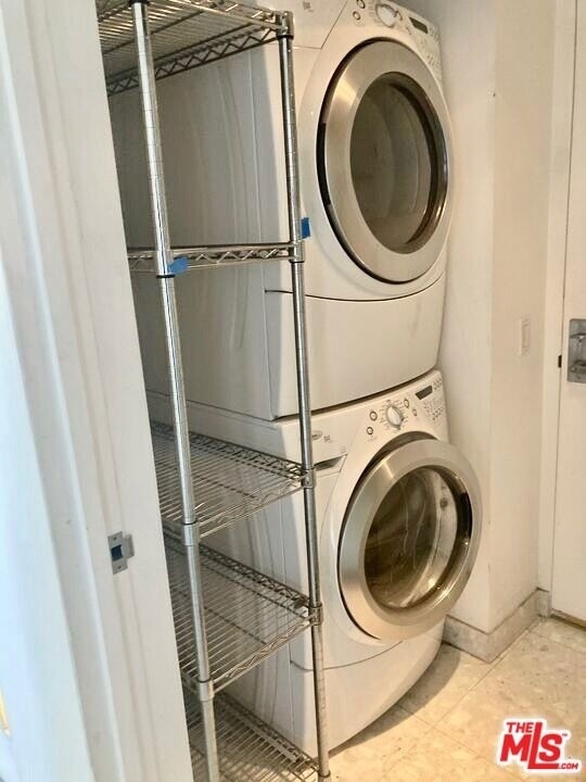7250 Franklin Avenue - Photo 30