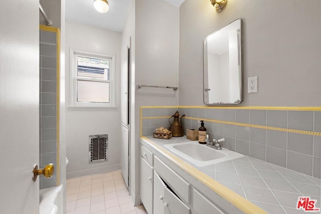2294 Mountain Oak Drive - Photo 16