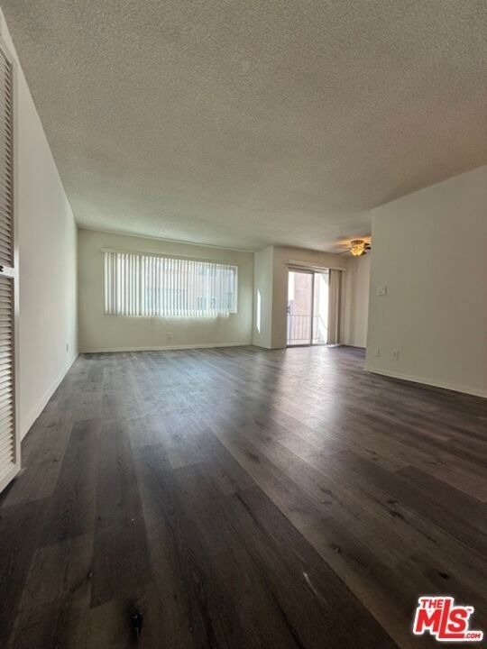 334 S Gramercy Place - Photo 3