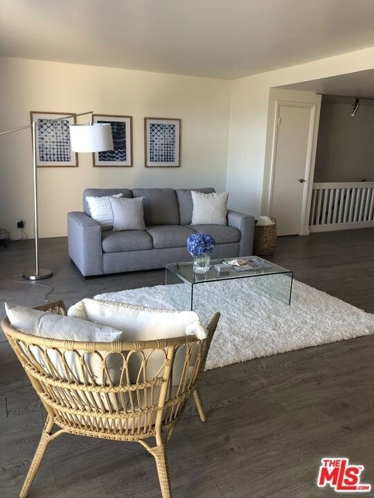 23914 De Ville - Photo 3