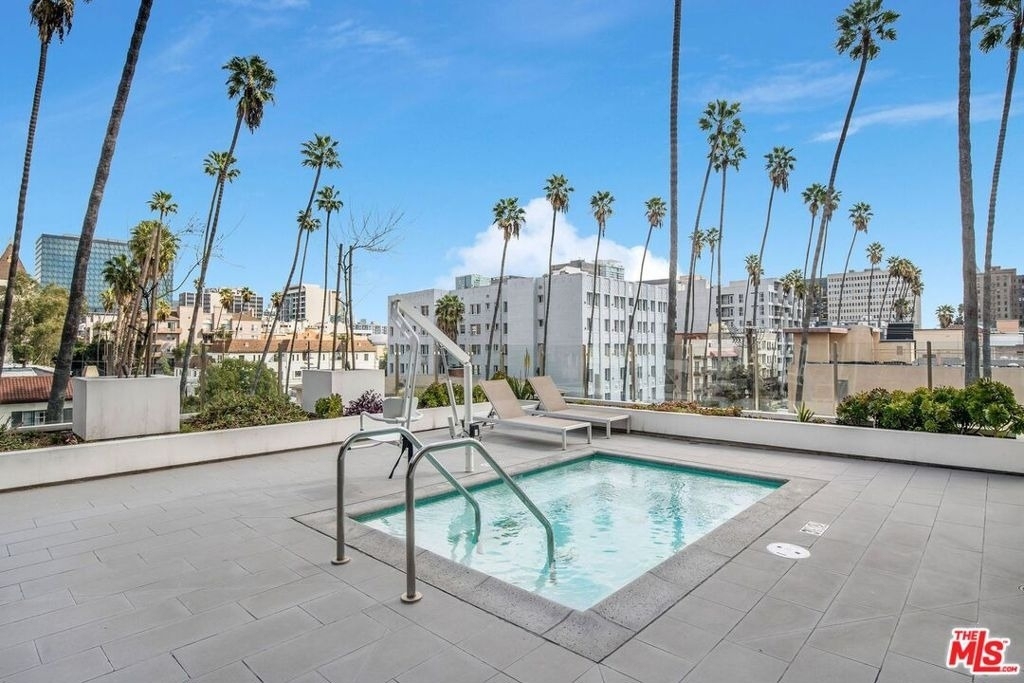 453 S Kenmore Avenue - Photo 31