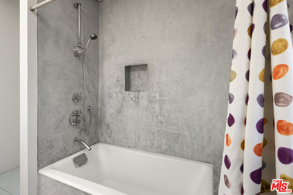 710 Milwood Avenue - Photo 22