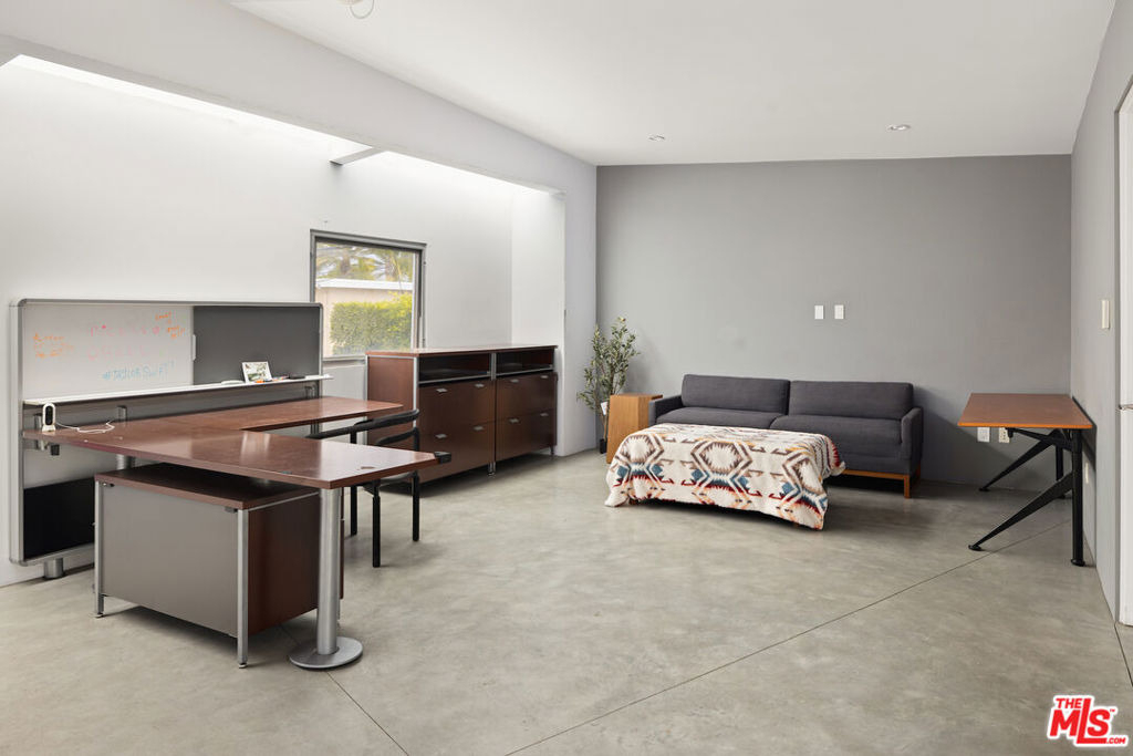 710 Milwood Avenue - Photo 36