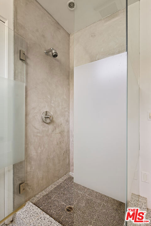 710 Milwood Avenue - Photo 16