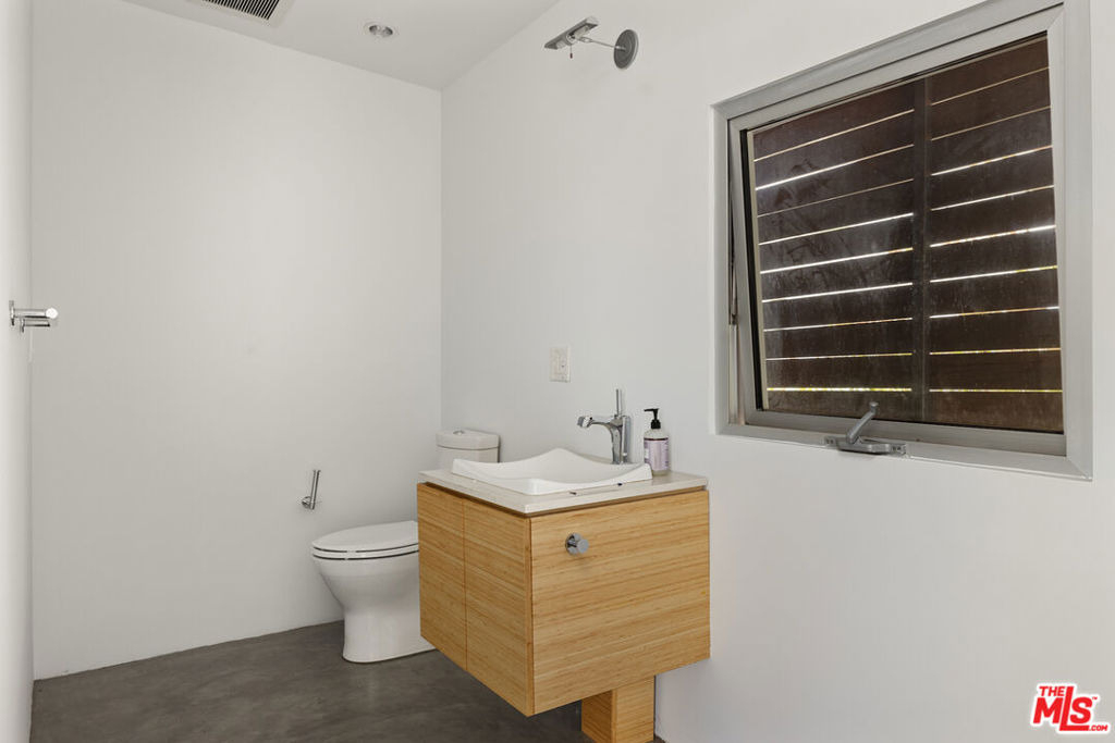 710 Milwood Avenue - Photo 37