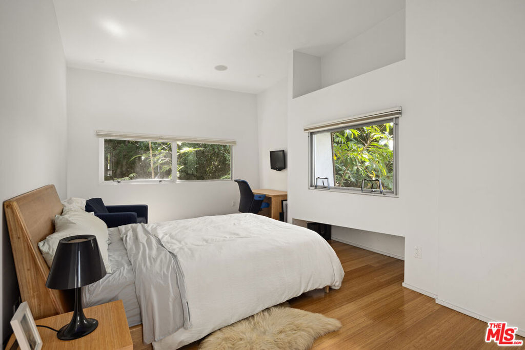 710 Milwood Avenue - Photo 20