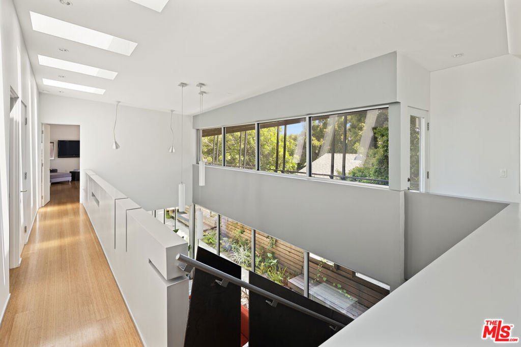 710 Milwood Avenue - Photo 17