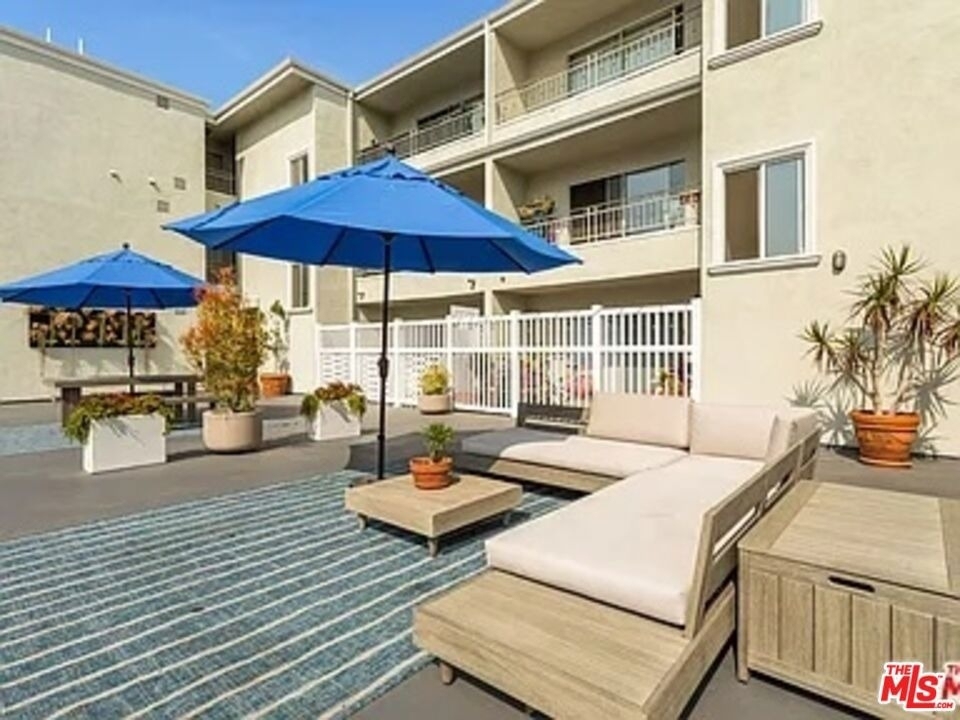 1440 23rd Street - Photo 1