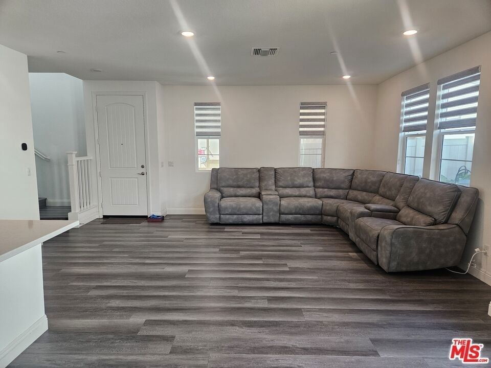 1671 Yarrow Place - Photo 1
